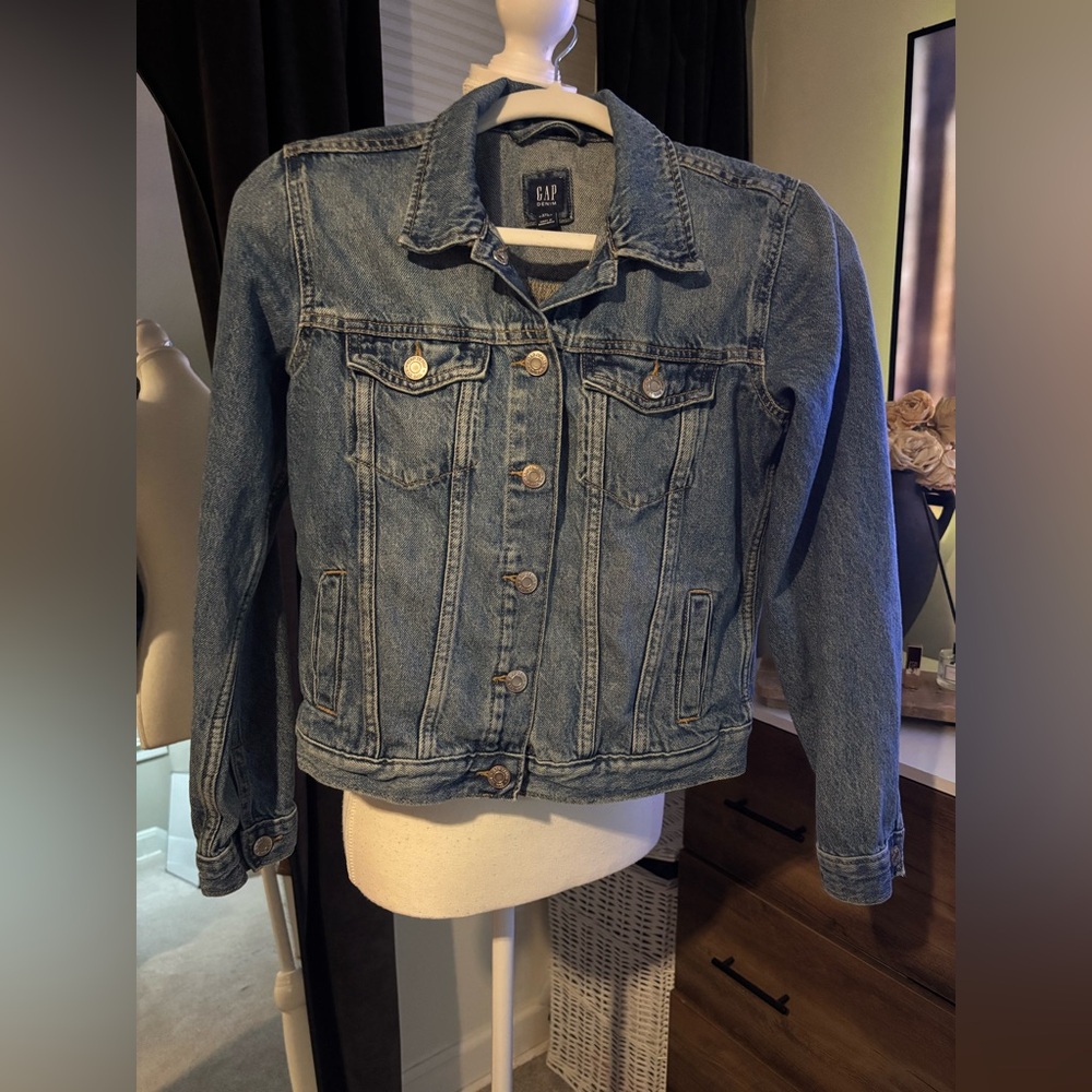 GAP Kids Classic Blue Jean Jacket - Picture 3 of 4
